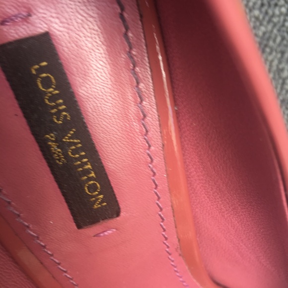 Authentic LV Patent Leather Open-Toe - Picture 3 of 4